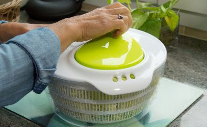 salad-spinner-wash-lettuce.jpg