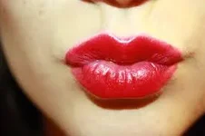 kiss.webp