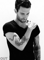 adam-levine-out-0911-3.jpg