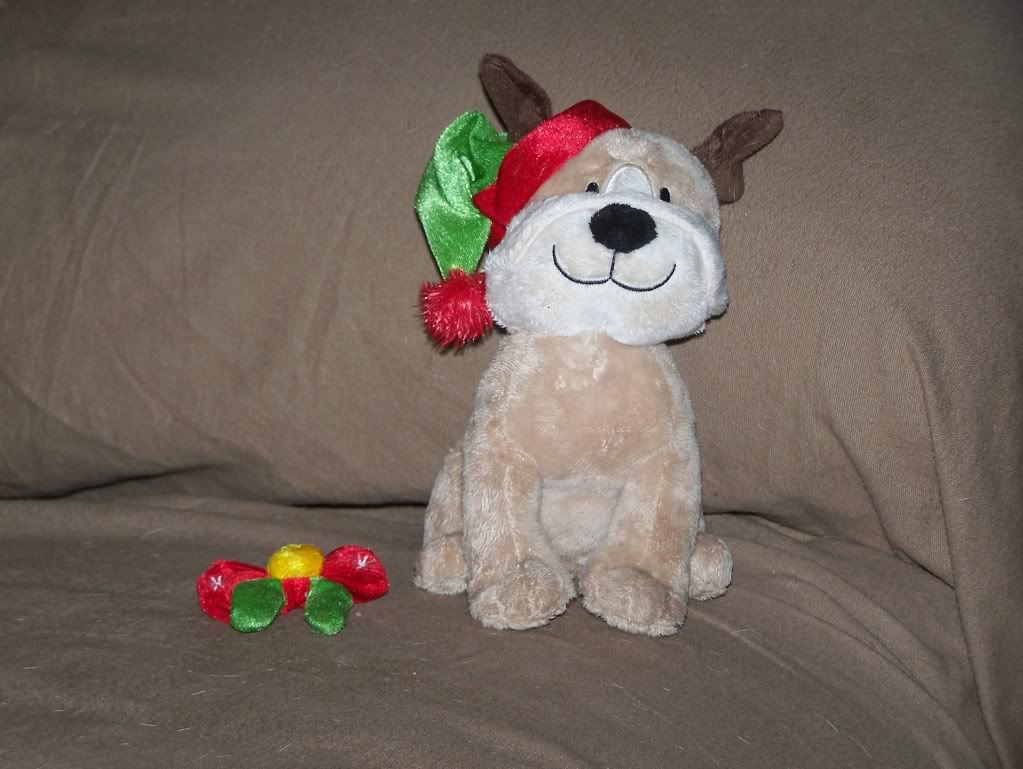 Graciewithtoy003.jpg