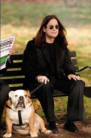 Ozzy%20Osbourne%20and%20his%20bulldog%20Lola.jpg